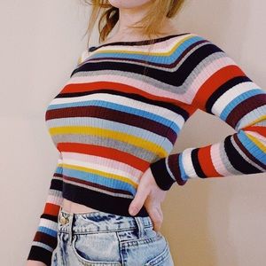 ✨Kendall&Kylie striped cropped tee✨ (size medium)